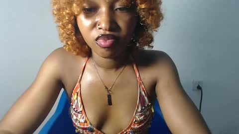 sexy_bluey247 online show from 04.13.26