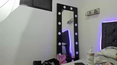 sexy_catalinaa_ online show from 10.15.25