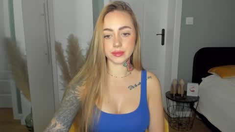 C o r a l i e online show from 03.25.26