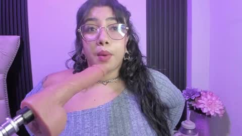 Snapshot of sexy_cristall chatting on 05.24.26 C R I S T A L online show from 05.24.26