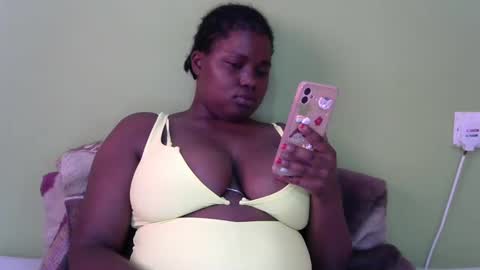 Snapshot of sexy_divana chatting on 12.20.24 sexy_divana online show from 12.20.24