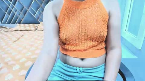 Snapshot of sexy_doll_1_ chatting on 10.31.25 Sexydoll online show from 10.31.25