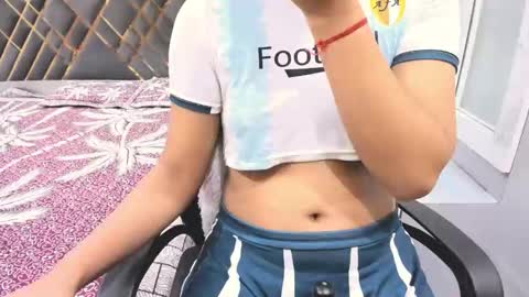 Snapshot of sexy_doll_1_ chatting on 11.26.25 Sexydoll online show from 11.26.25