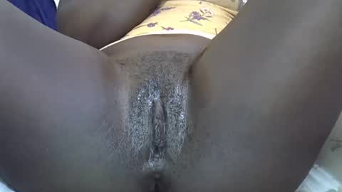 Snapshot of sexy_esther92 chatting on 03.05.25 sexy_esther92 online show from 03.05.25