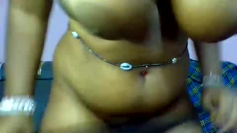 Snapshot of sexy_helle chatting on 03.16.26 sexy_helle online show from 03.16.26