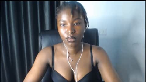 Snapshot of sexy_juicypussy0 chatting on 09.23.25 Jasmine online show from 09.23.25