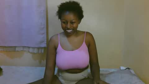 Snapshot of sexy_latasha chatting on 05.01.26 sexy_latasha online show from 05.01.26