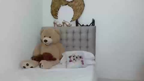 Snapshot of sexy_lia_latina chatting on 09.19.25 Celeste online show from 09.19.25