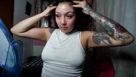 sexy lolas online show from 10.22.25