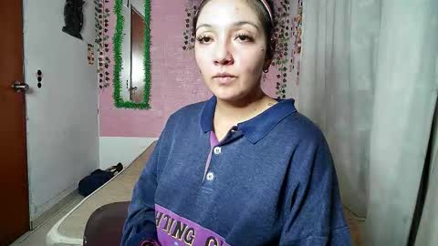 sexy lolas online show from 11.20.25