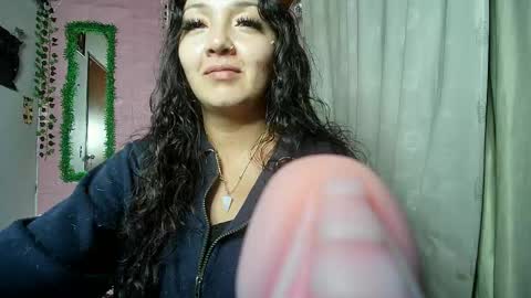 sexy lolas online show from 04.11.26