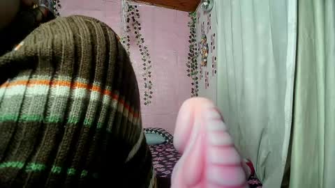 sexy lolas online show from 04.21.26