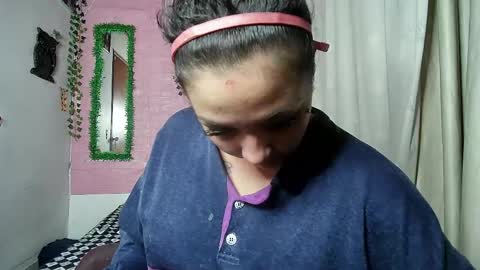 sexy lolas online show from 05.17.26