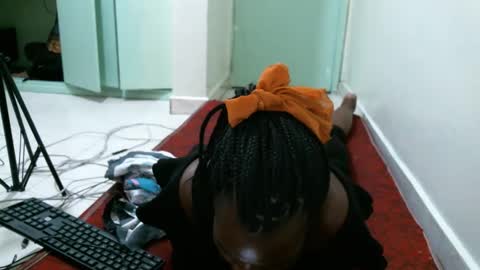 Snapshot of sexy_lunah chatting on 02.02.25 sexy_lunah online show from 02.02.25