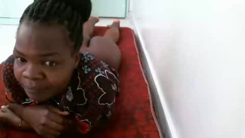 Snapshot of sexy_lunah chatting on 02.08.25 sexy_lunah online show from 02.08.25