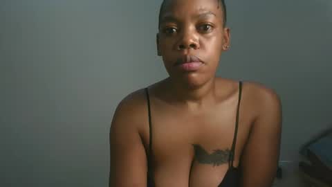 sexy_lyna online show from 01.19.26