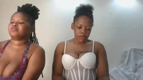 sexy_lyna online show from 02.19.26