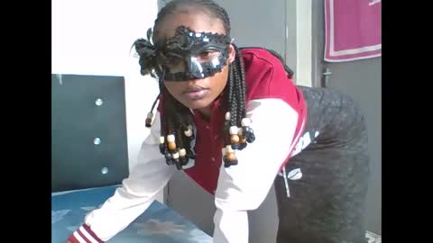 mimi online show from 04.16.26