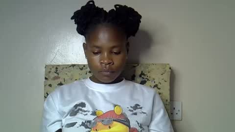 Molyne online show from 03.23.26