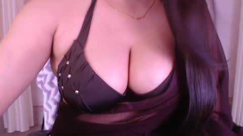Snapshot of sexy_myra18 chatting on 07.06.26 myra online show from 07.06.26