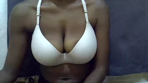 sexy_peach4 online show from 06.18.26