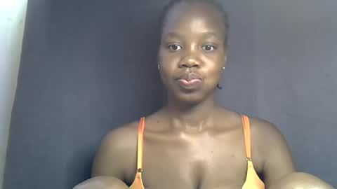 sexy_peach4 online show from 06.30.26