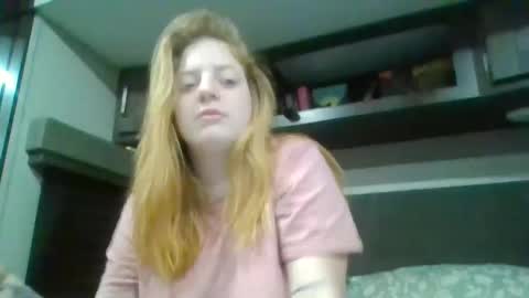 sexy_red03 online show from 02.05.25