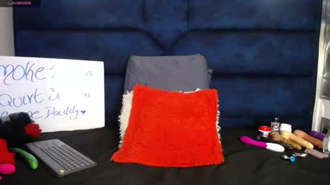 Snapshot of sexy_redgirl chatting on 02.26.26 karoline online show from 02.26.26