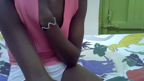 Snapshot of sexy_tania1 chatting on 09.18.25 sexy_tania1 online show from 09.18.25