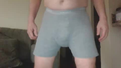 Snapshot of sexy_white_daddy chatting on 02.21.25 Daddy online show from 02.21.25