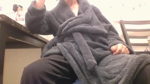 Snapshot of sexy_white_daddy chatting on 09.16.25 Daddy online show from 09.16.25