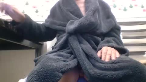 Snapshot of sexy_white_daddy chatting on 09.28.25 Daddy online show from 09.28.25