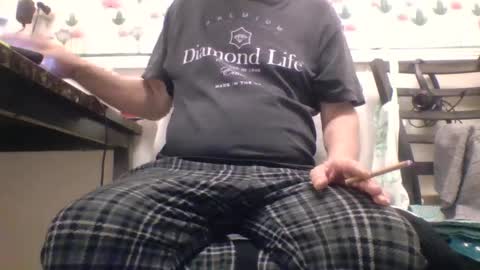 Snapshot of sexy_white_daddy chatting on 10.06.25 Daddy online show from 10.06.25