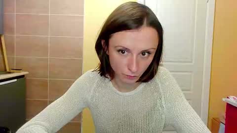 Snapshot of sexy_wise_kind chatting on 10.09.25 Mandy Green online show from 10.09.25