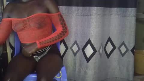 Snapshot of sexyafricanprincess25 chatting on 02.11.26 Rita online show from 02.11.26