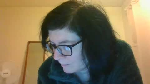 Snapshot of sexybabe41 chatting on 02.04.25 sexymilfy online show from 02.04.25