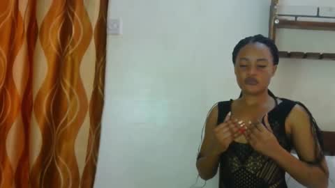 Lisa online show from 12.03.25