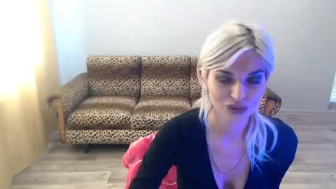 sexybeatriice online show from 09.30.25