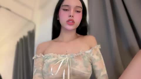 Seraphina Blaze online show from 05.25.26