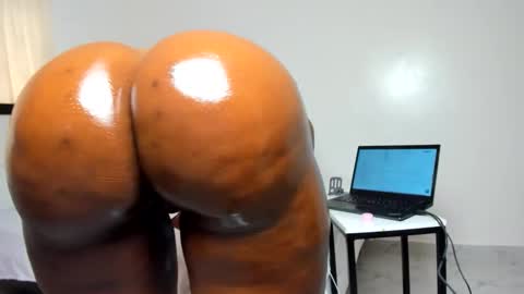 Snapshot of sexybootydoll chatting on 02.17.26 sexybootydoll online show from 02.17.26