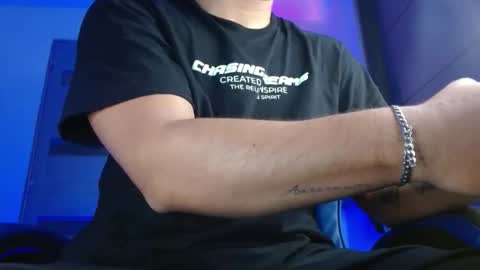 Snapshot of sexyboy_bigclit chatting on 05.09.26 Iker online show from 05.09.26