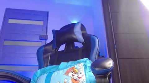 Snapshot of sexyboy_bigclit chatting on 05.16.26 Iker online show from 05.16.26