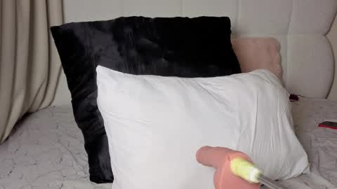 Snapshot of sexycabdy chatting on 04.10.26 sexycabdy online show from 04.10.26