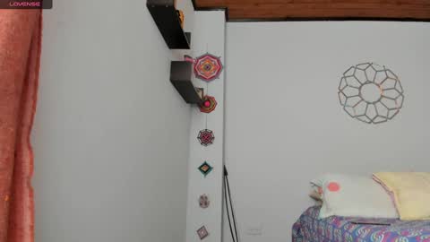 Snapshot of sexycolombian2022 chatting on 01.14.25 Antonioylola online show from 01.14.25