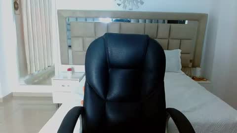 DAKOTA online show from 01.13.25