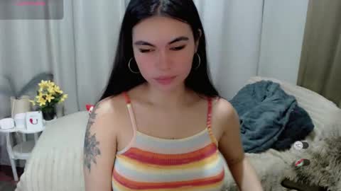 Snapshot of sexydollfox chatting on 05.10.26 sexydollfox online show from 05.10.26