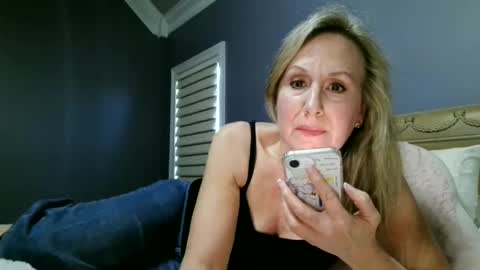 LisaisLuscious online show from 01.05.26