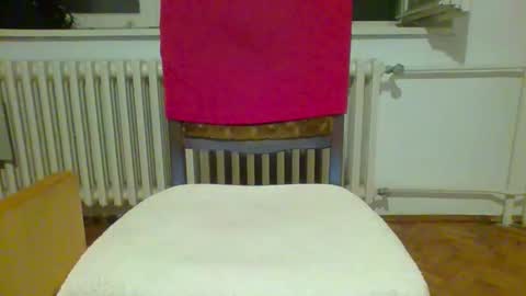 Snapshot of sexyfootlady chatting on 09.18.25 sexyfootlady online show from 09.18.25