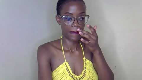 SexyHollyMontana1111 online show from 03.14.26