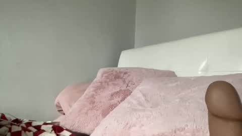 Jenny online show from 09.17.25